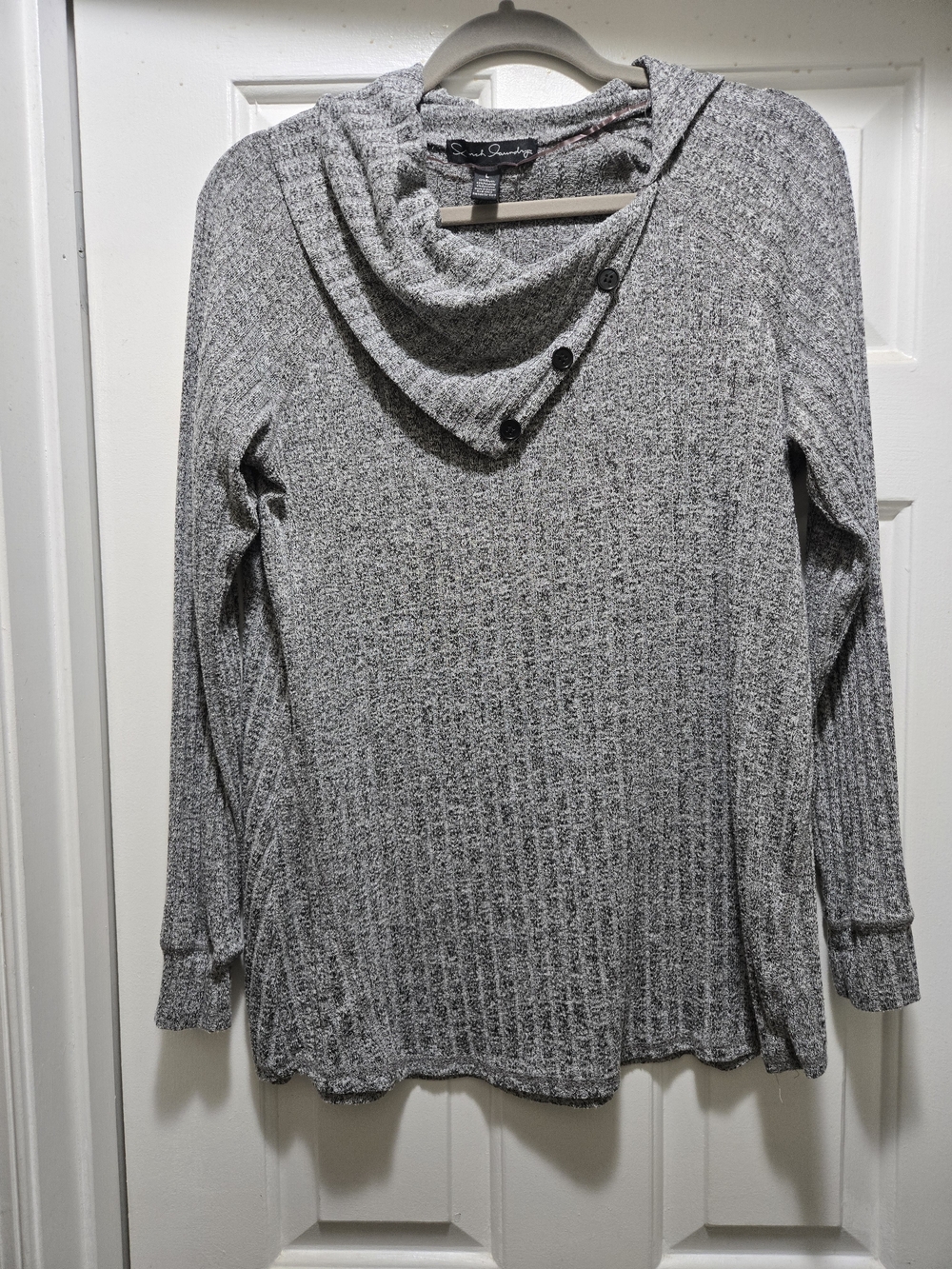Laundry By Shelli Segal Heather Gray Ribbed Sweater with Button Detail